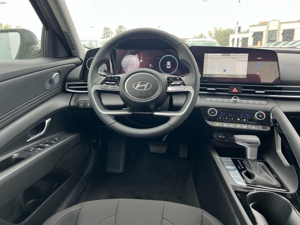new 2025 Hyundai Elantra car, priced at $26,240