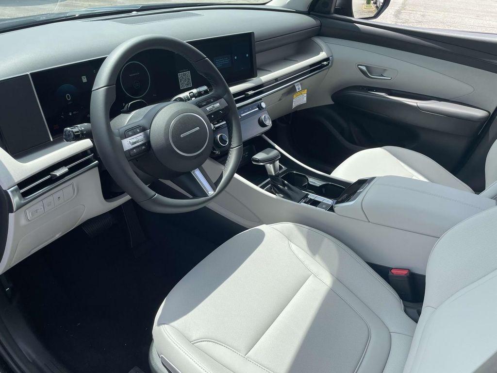 new 2025 Hyundai Tucson car, priced at $35,155