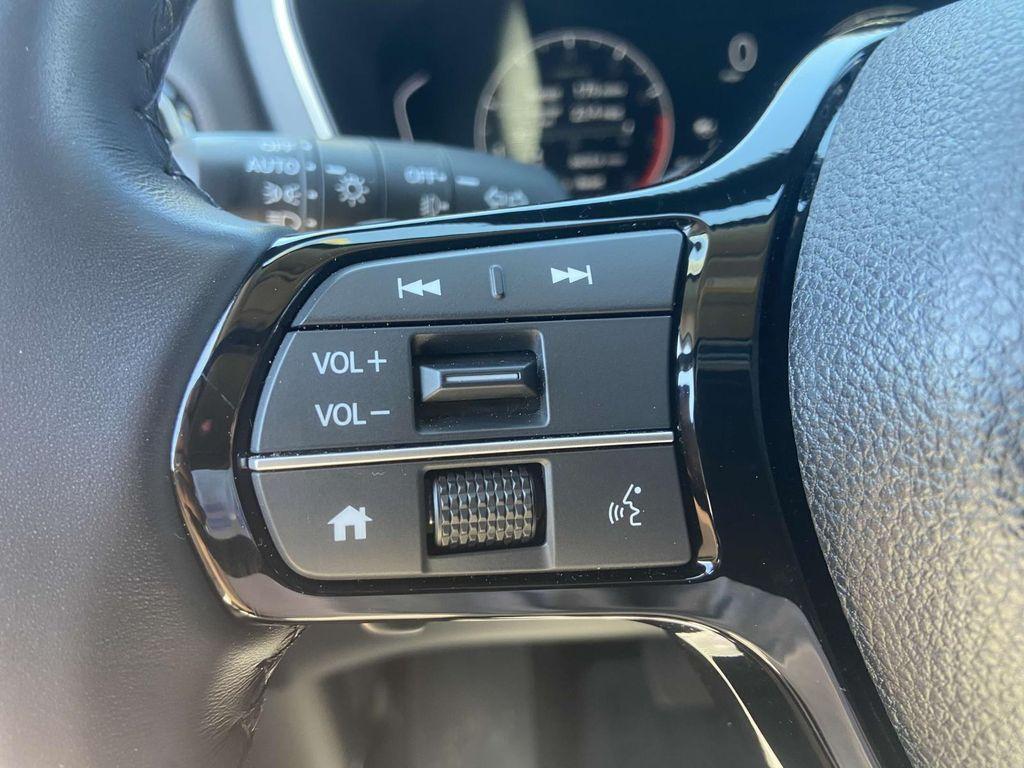 used 2024 Honda Pilot car, priced at $37,250