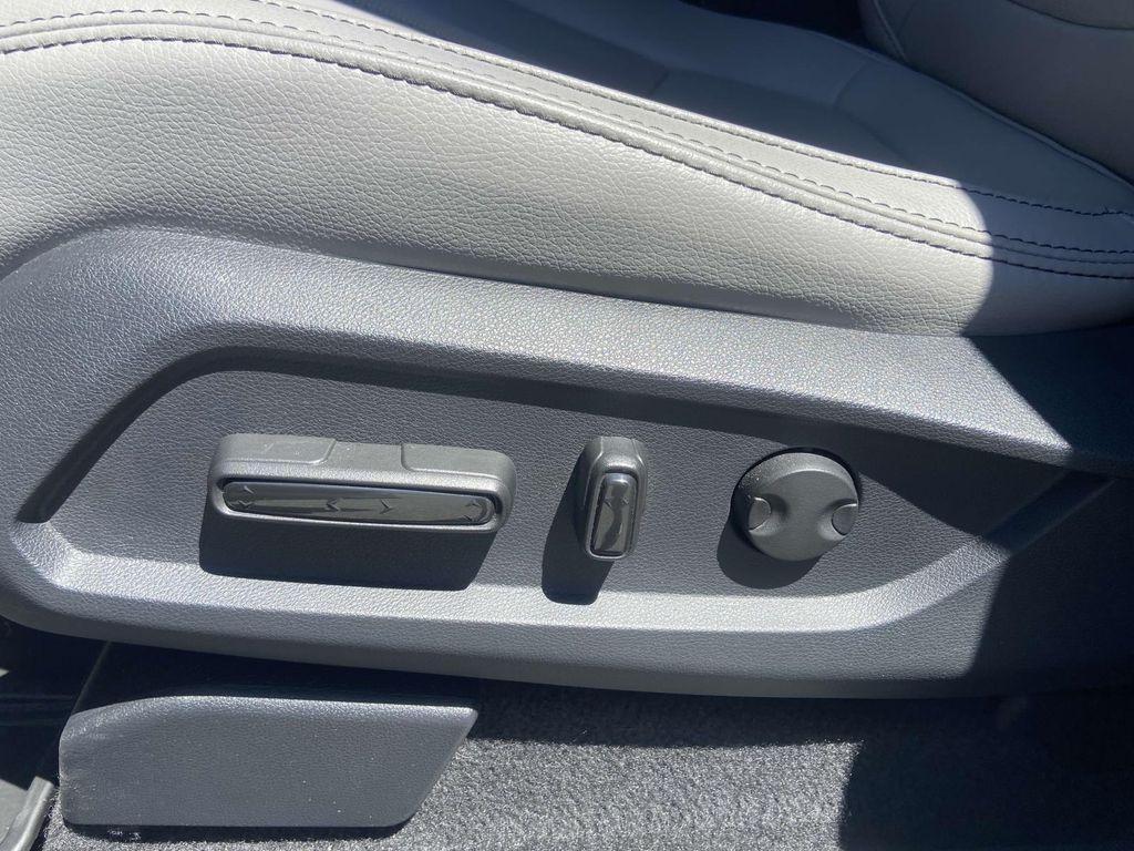 used 2024 Honda Pilot car, priced at $37,250