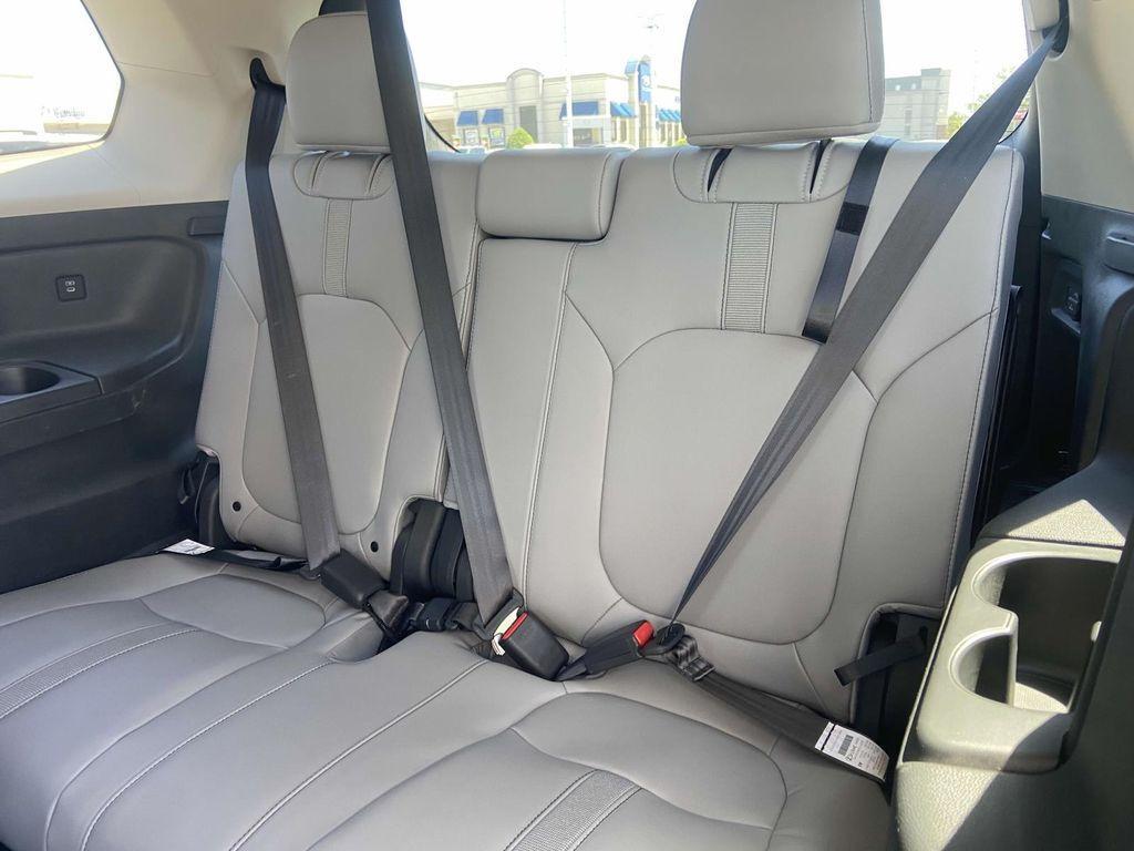 used 2024 Honda Pilot car, priced at $37,250