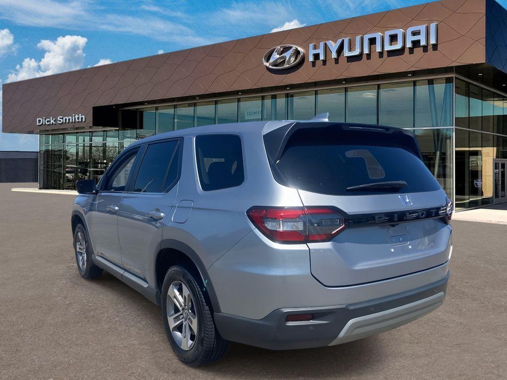 used 2024 Honda Pilot car, priced at $37,250