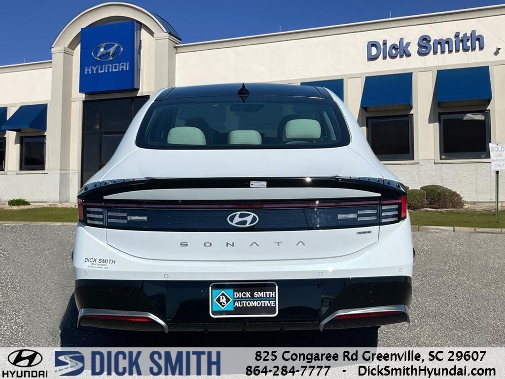 new 2025 Hyundai Sonata Hybrid car, priced at $39,865