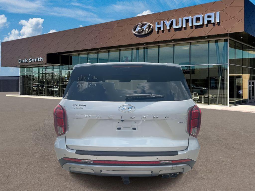 used 2024 Hyundai Palisade car, priced at $38,262