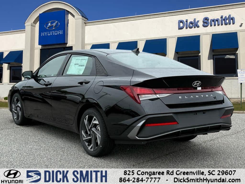 new 2025 Hyundai Elantra car, priced at $25,015