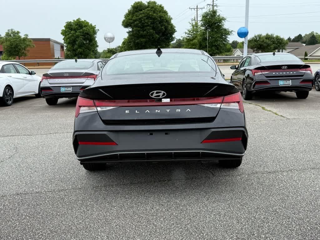 new 2025 Hyundai Elantra car, priced at $25,015