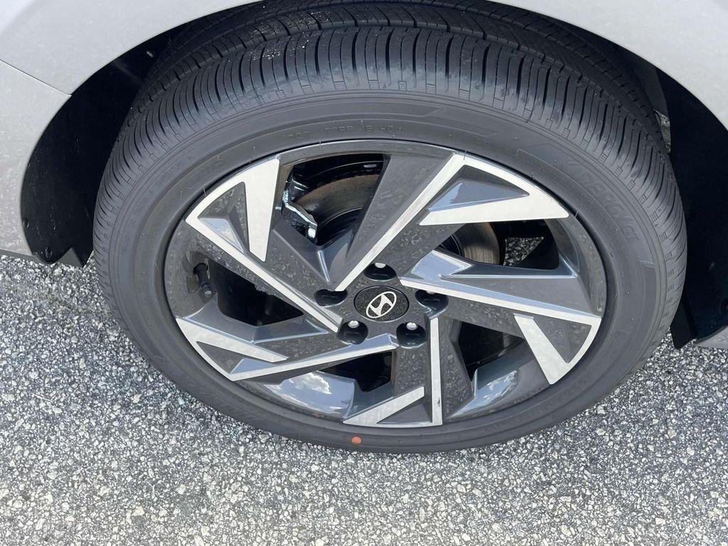 new 2025 Hyundai ELANTRA HEV car, priced at $29,240