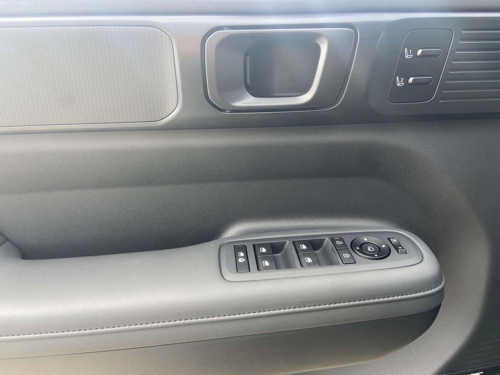 new 2025 Hyundai SANTA FE HEV car, priced at $50,200
