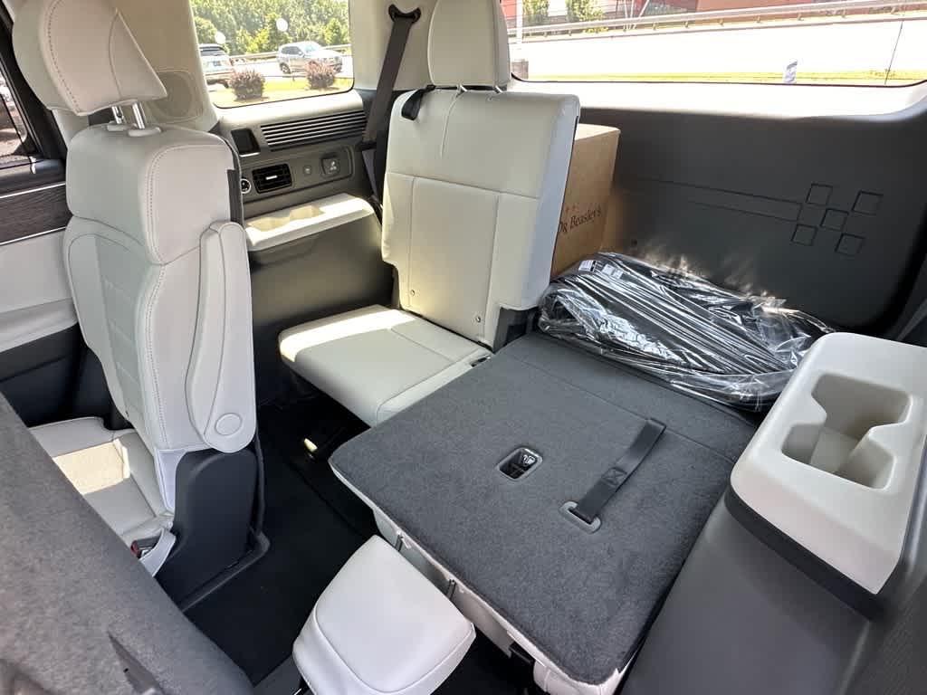 used 2024 Hyundai Santa Fe car, priced at $44,999