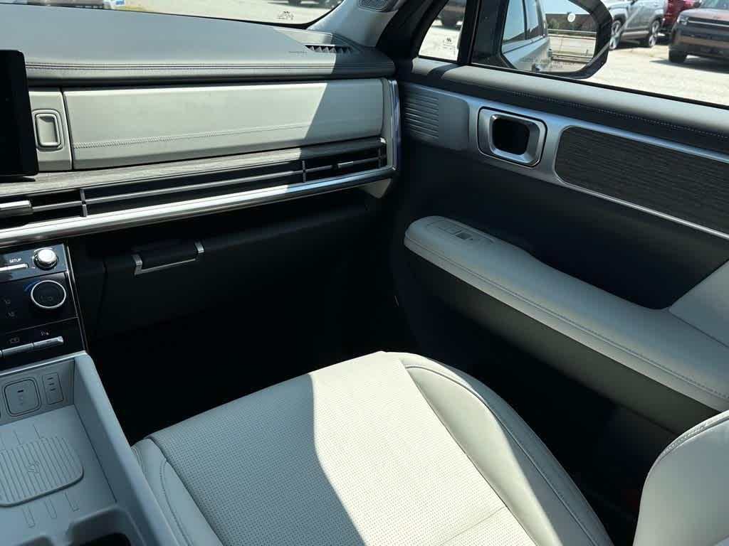 used 2024 Hyundai Santa Fe car, priced at $44,999