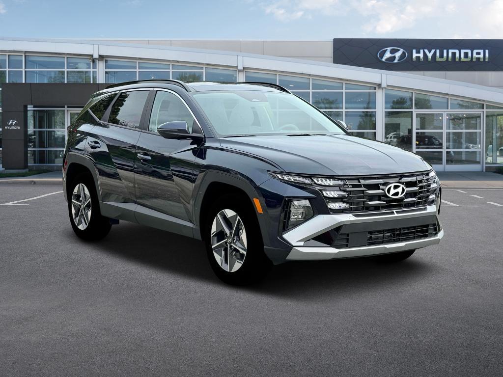 new 2025 Hyundai TUCSON Hybrid car, priced at $37,610