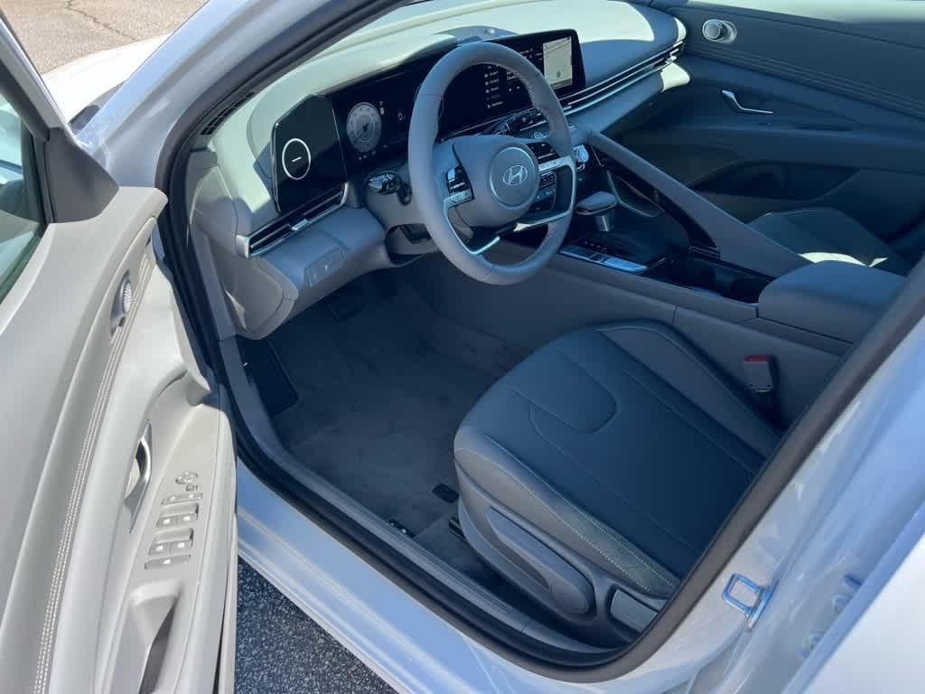 new 2025 Hyundai Elantra car, priced at $27,159