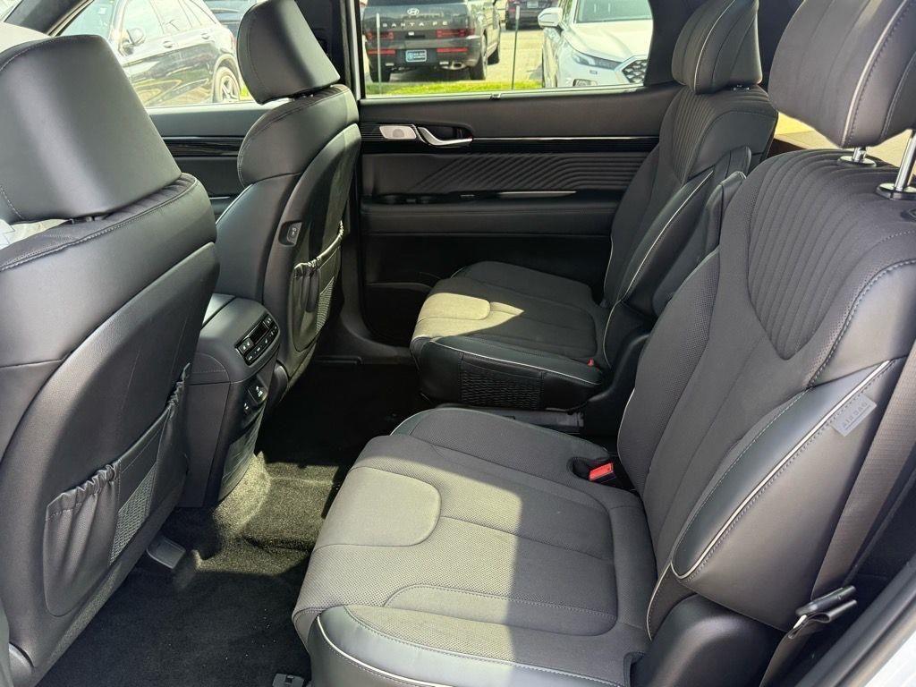 new 2025 Hyundai Palisade car, priced at $57,149