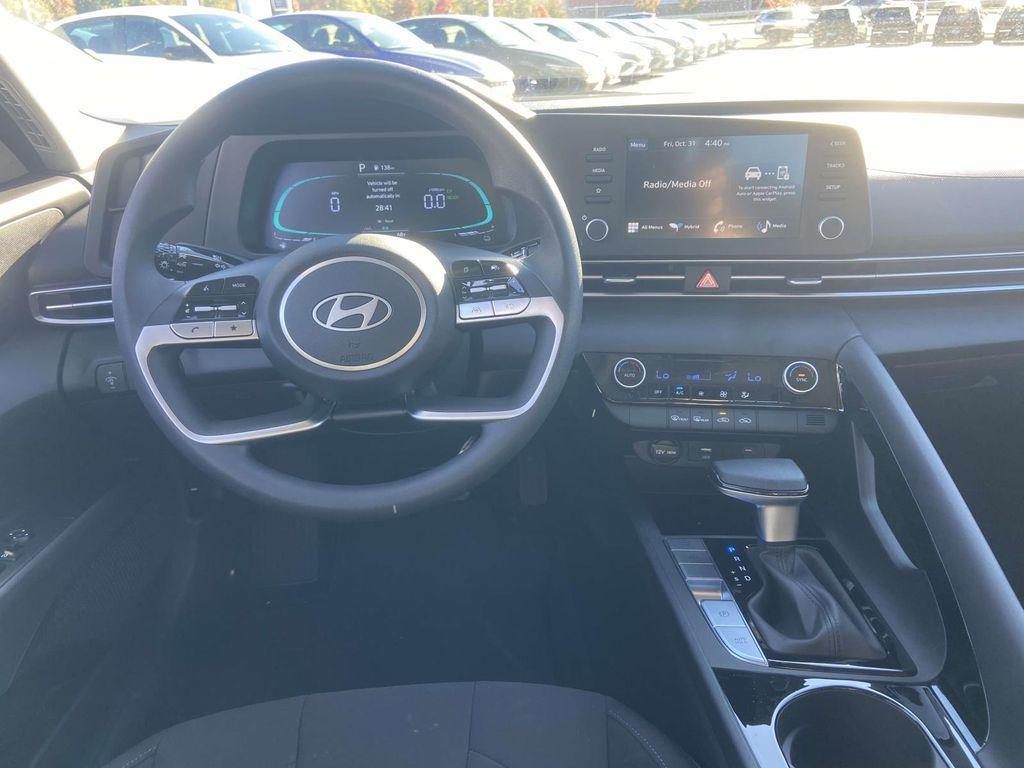 new 2026 Hyundai ELANTRA HEV car, priced at $26,118
