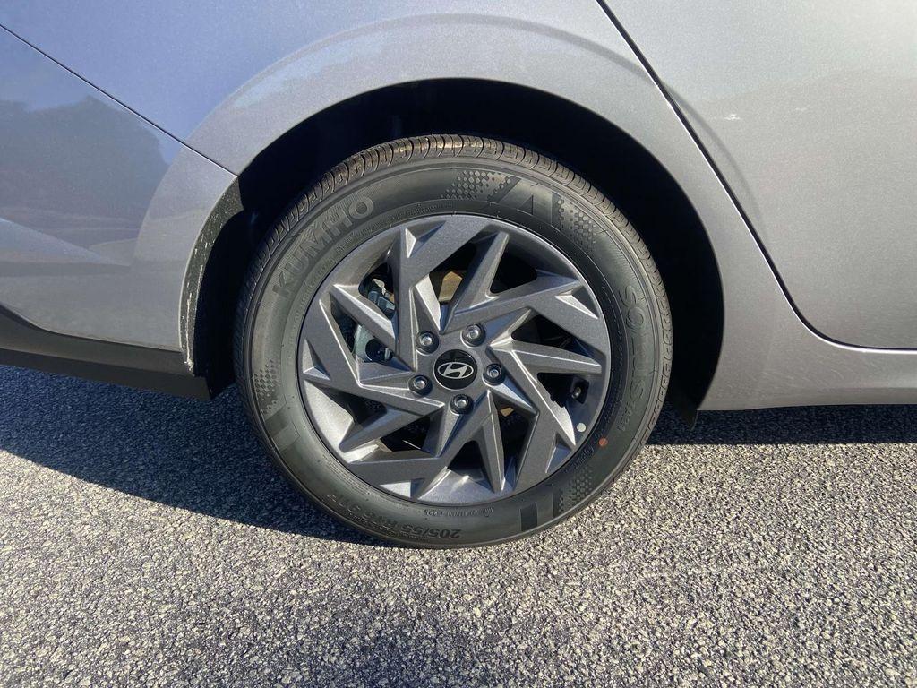 new 2026 Hyundai ELANTRA HEV car, priced at $26,118