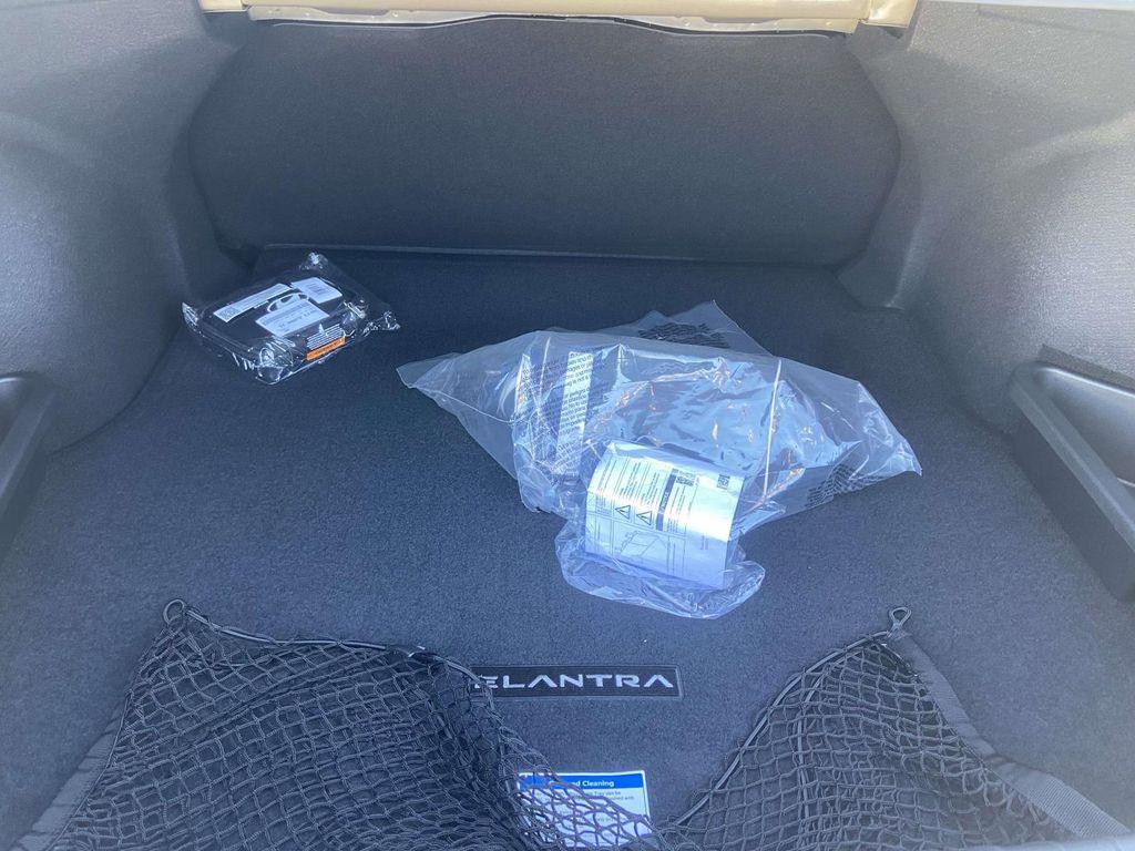 new 2026 Hyundai ELANTRA HEV car, priced at $26,118