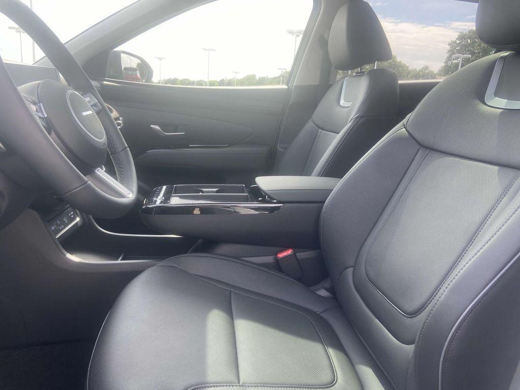 new 2025 Hyundai Tucson car, priced at $42,680