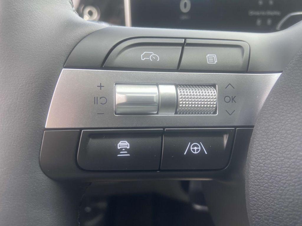 new 2025 Hyundai Tucson car, priced at $42,680