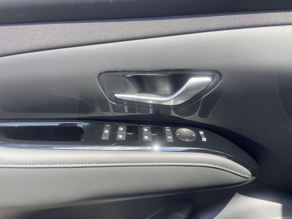 new 2025 Hyundai Tucson car, priced at $40,690