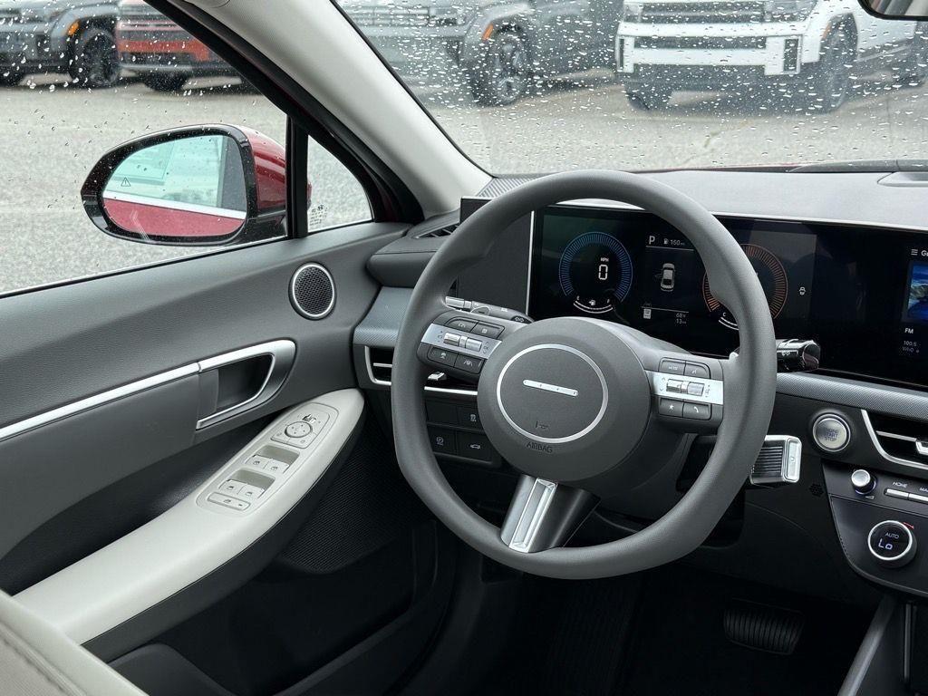 new 2025 Hyundai Sonata car, priced at $31,870
