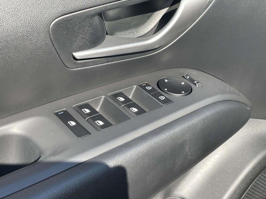 new 2025 Hyundai TUCSON Hybrid car, priced at $32,445