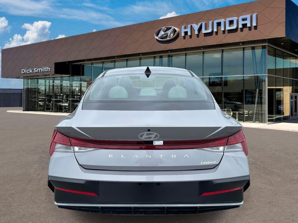 new 2025 Hyundai Elantra car, priced at $27,080