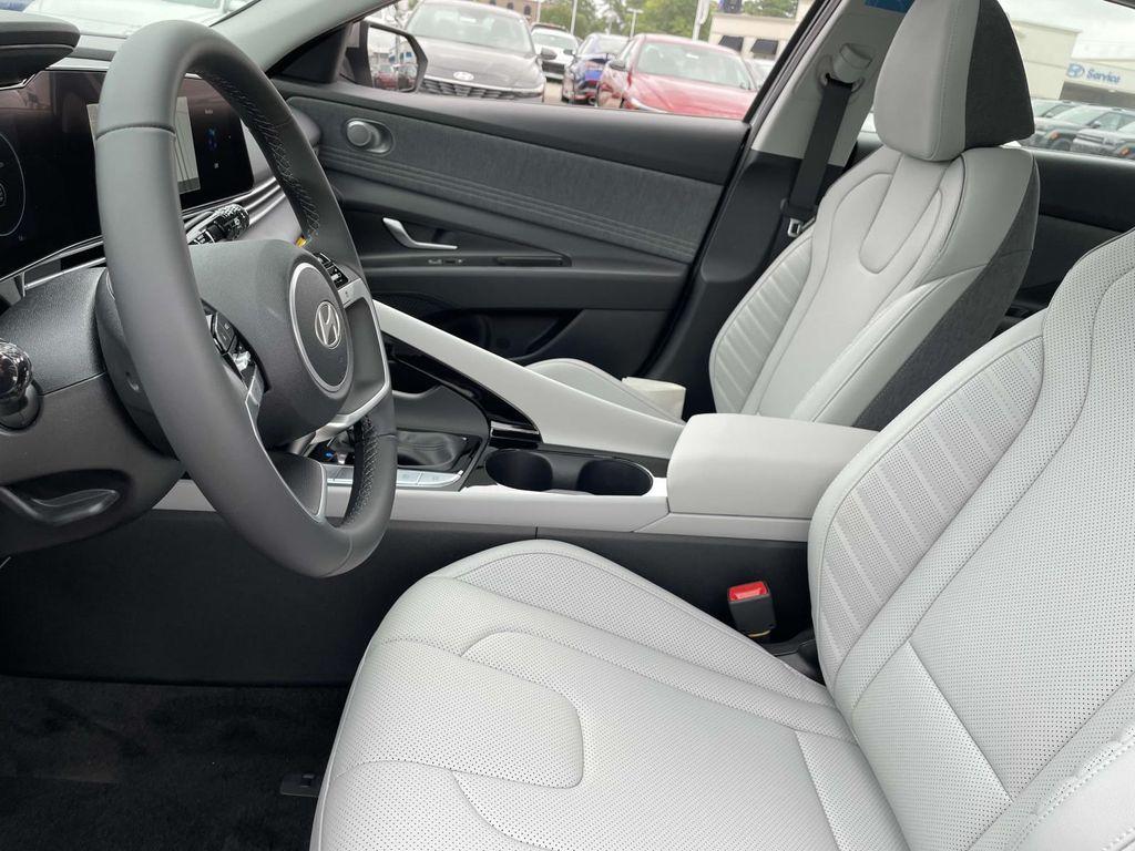 new 2025 Hyundai Elantra car, priced at $27,080