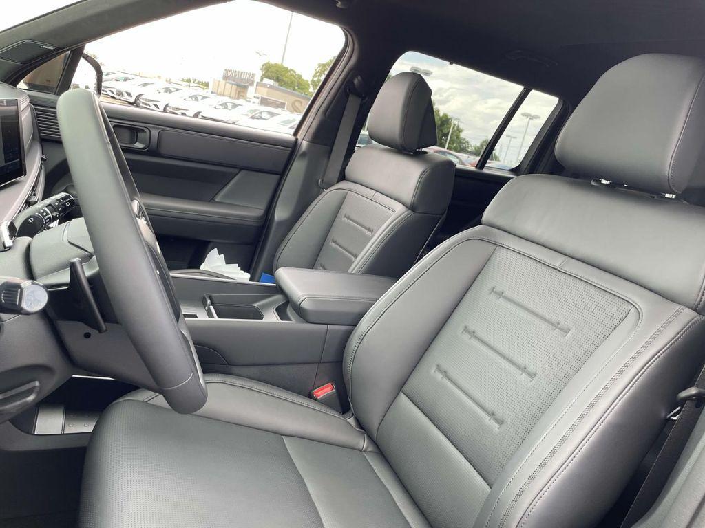 new 2025 Hyundai Santa Fe car, priced at $49,280