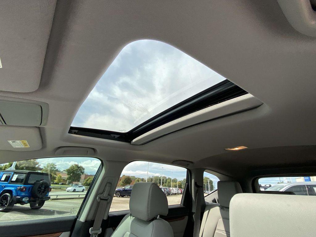 used 2022 Honda CR-V Hybrid car, priced at $34,222