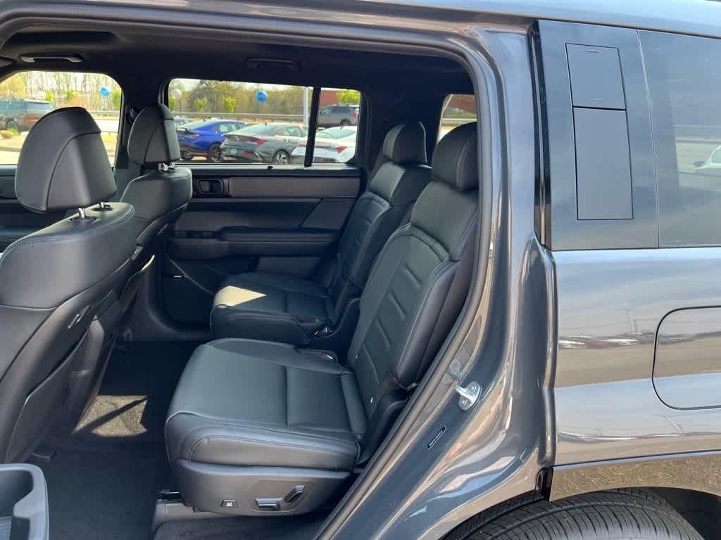 new 2025 Hyundai SANTA FE HEV car, priced at $48,924