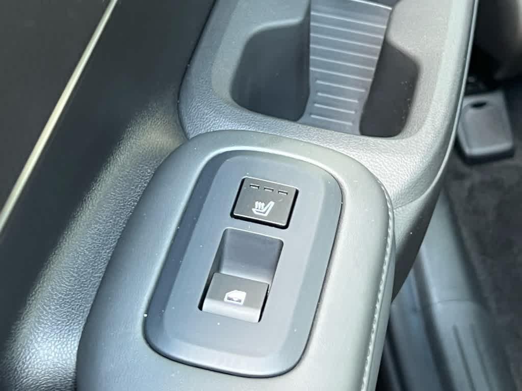 new 2025 Hyundai SANTA FE HEV car, priced at $48,924