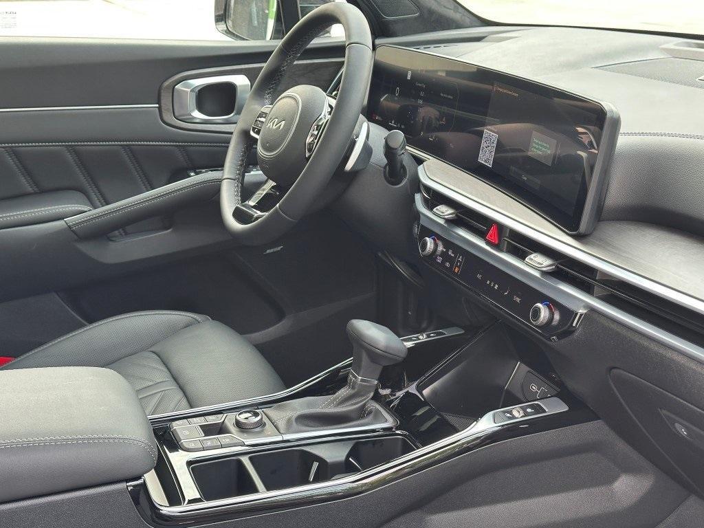 new 2025 Kia Sorento car, priced at $47,977