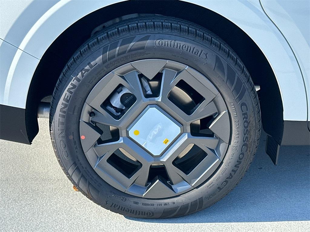 new 2026 Kia Carnival Hybrid car, priced at $42,282