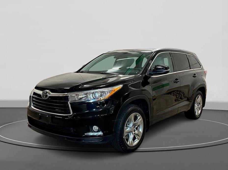 used 2014 Toyota Highlander car, priced at $21,947