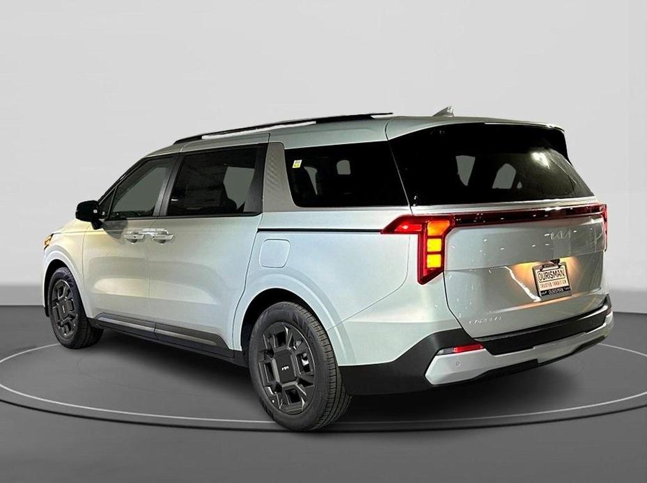 new 2025 Kia Carnival Hybrid car, priced at $41,860