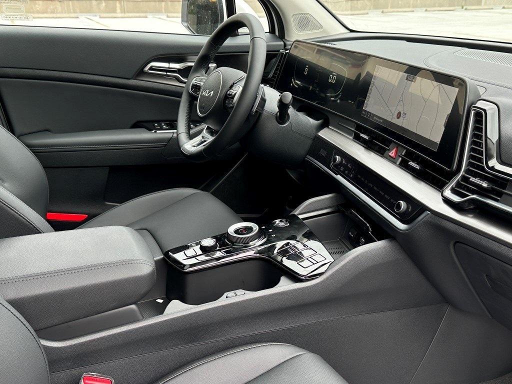 new 2025 Kia Sportage Hybrid car, priced at $35,622