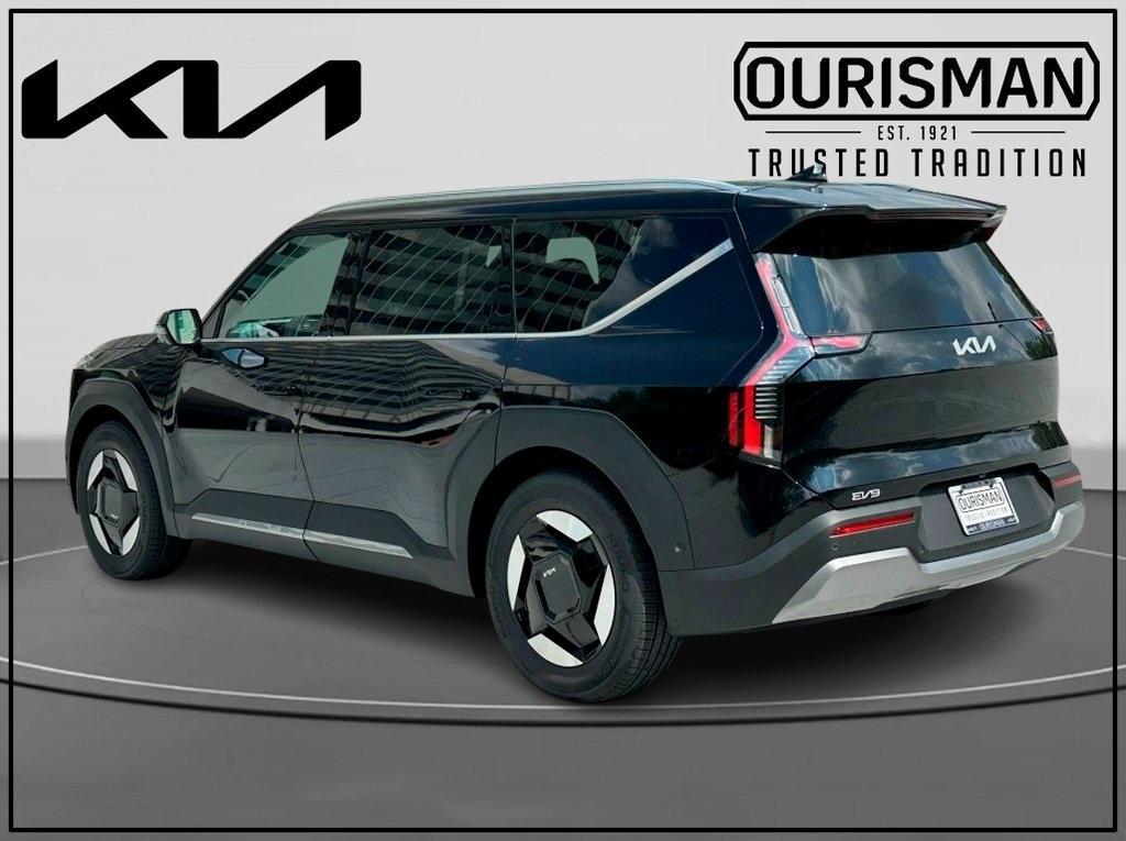 new 2026 Kia EV9 car, priced at $61,540