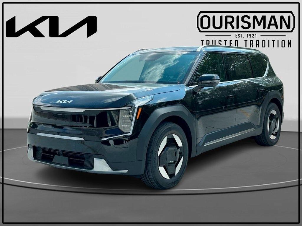 new 2026 Kia EV9 car, priced at $61,540