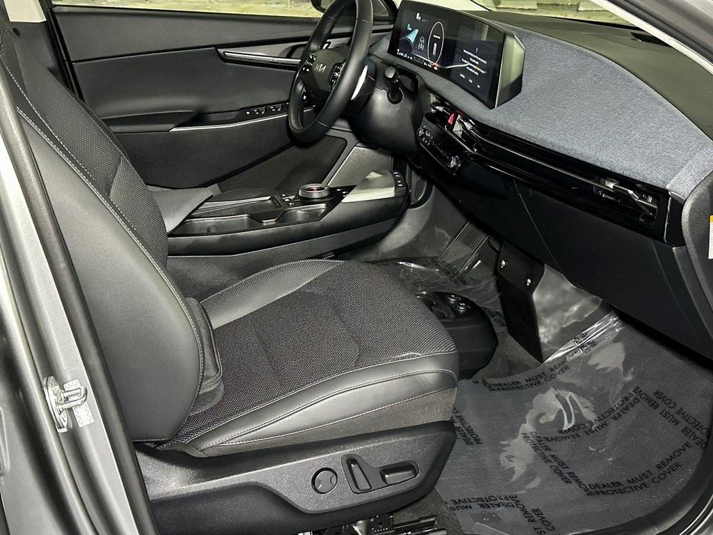 used 2024 Kia EV6 car, priced at $26,487