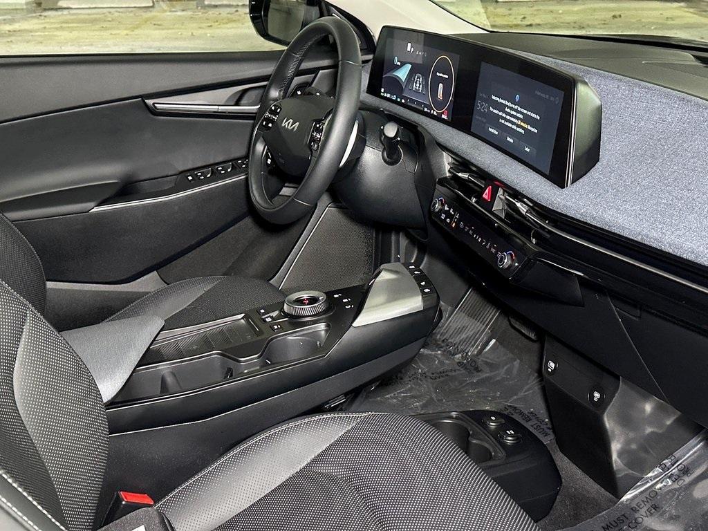 used 2024 Kia EV6 car, priced at $26,487