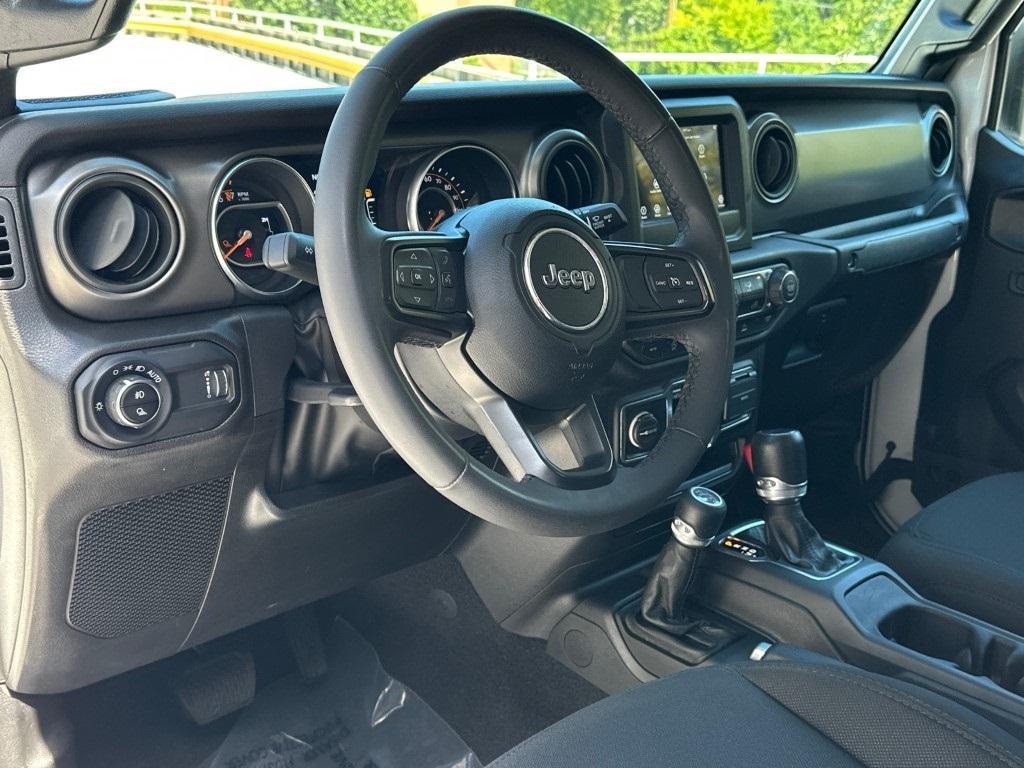 used 2023 Jeep Gladiator car, priced at $28,250