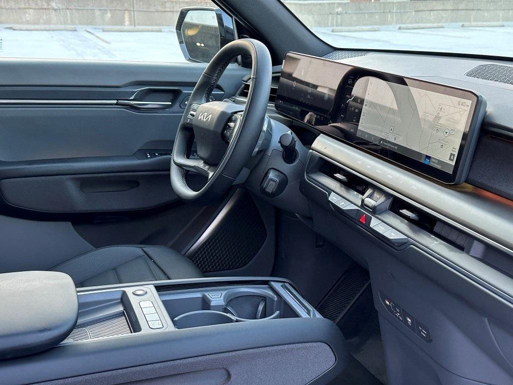 new 2026 Kia EV9 car, priced at $68,055