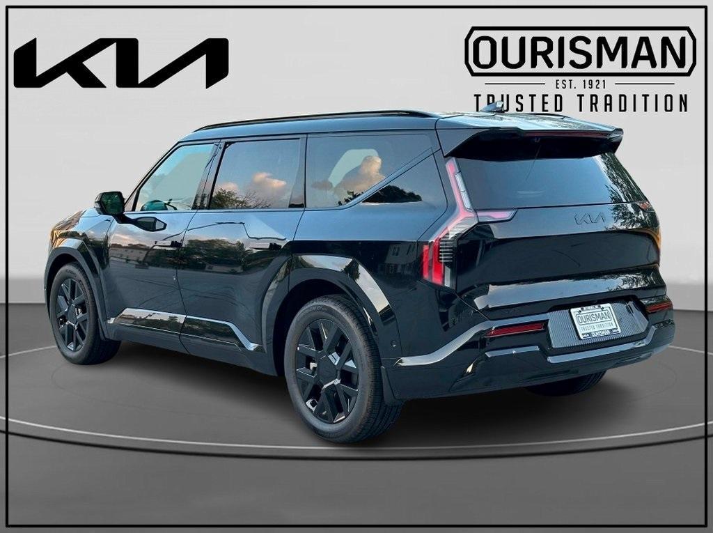 new 2026 Kia EV9 car, priced at $68,055