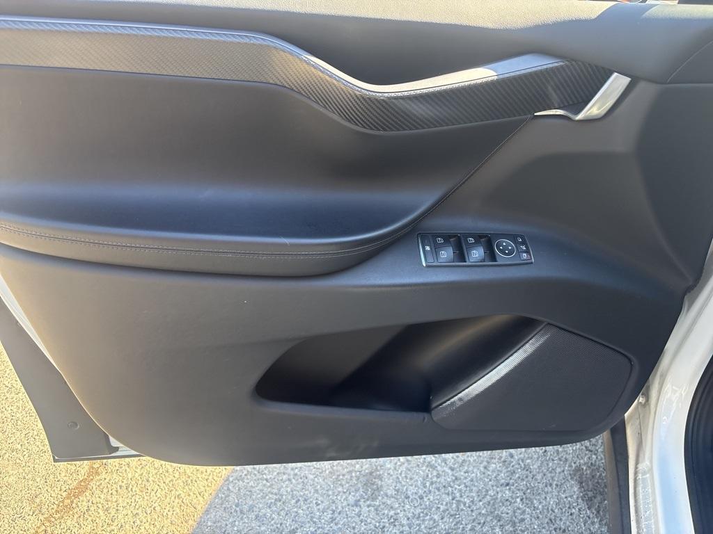 used 2018 Tesla Model X car, priced at $25,000