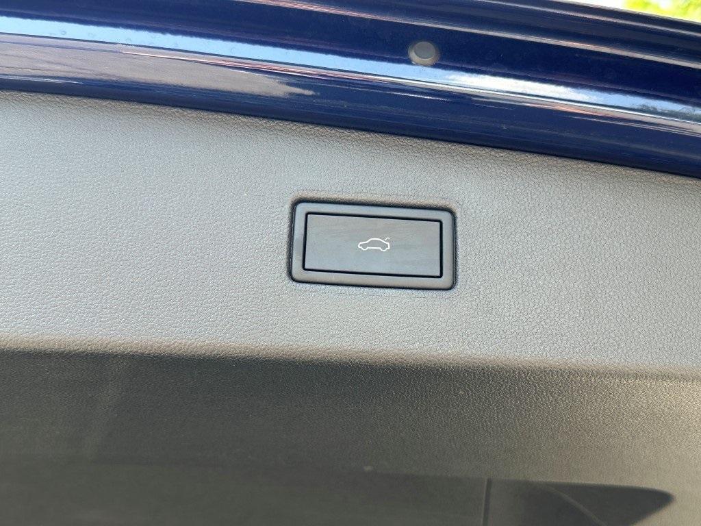 used 2022 Volkswagen Tiguan car, priced at $25,499