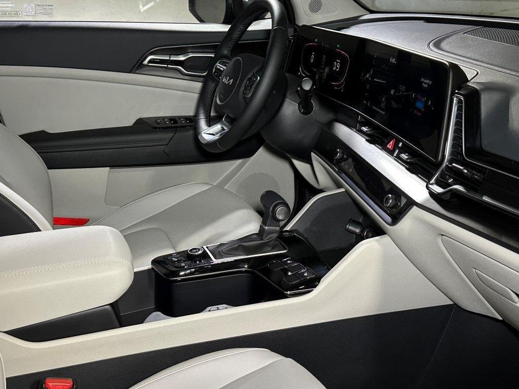 new 2025 Kia Sportage car, priced at $34,360