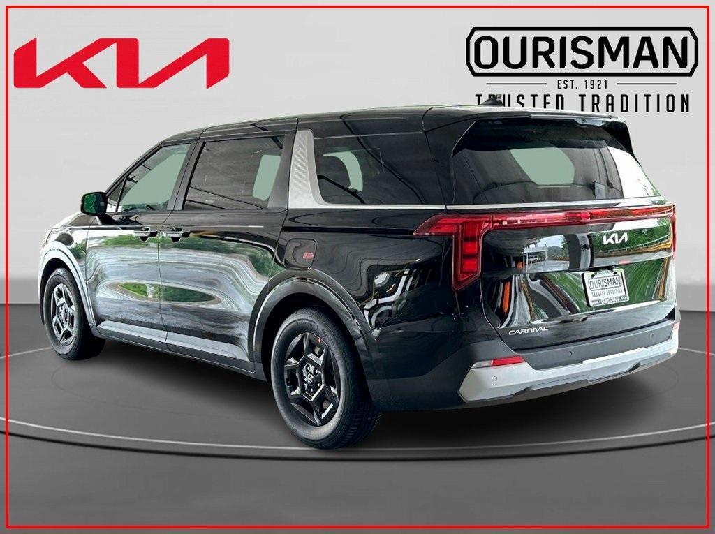 new 2025 Kia Carnival car, priced at $40,035