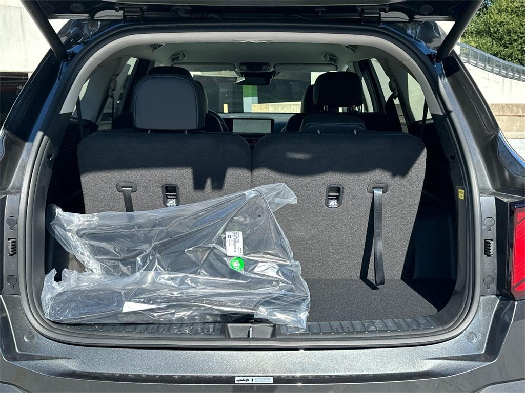 new 2025 Kia Sorento Hybrid car, priced at $36,524