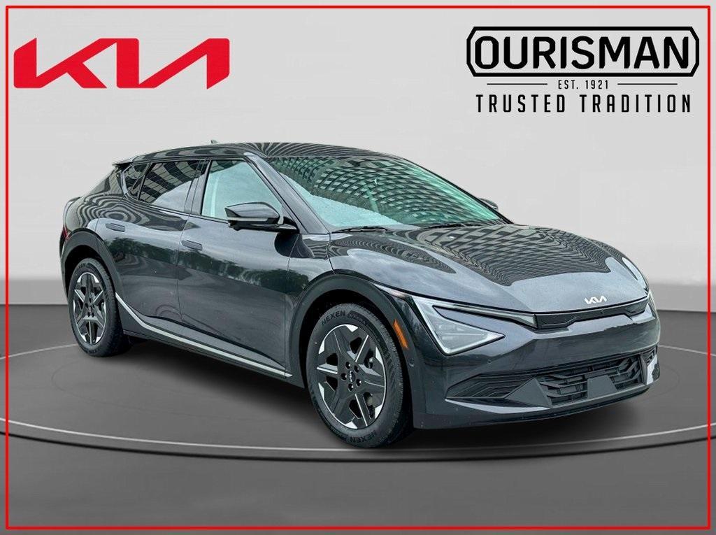 new 2025 Kia EV6 car, priced at $54,140
