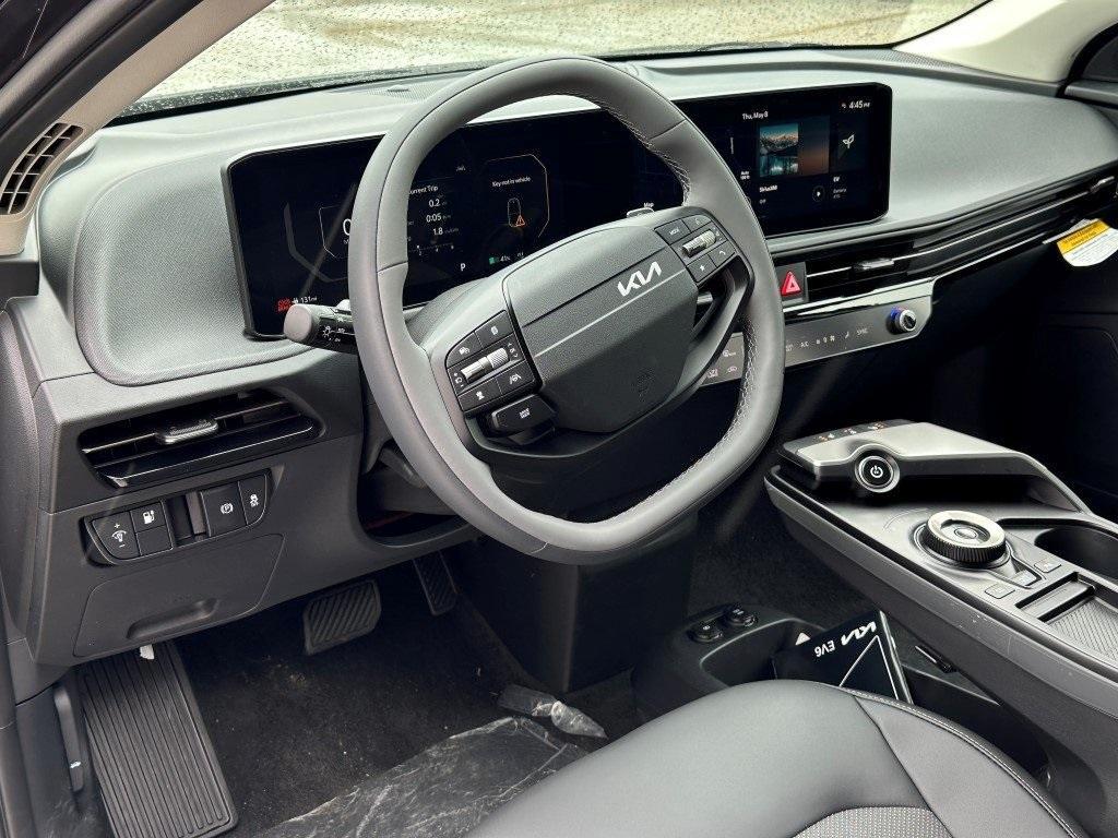 new 2025 Kia EV6 car, priced at $54,140